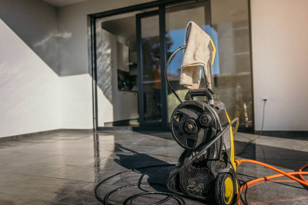Best Animal Enclosure Cleaning  in Austell, GA